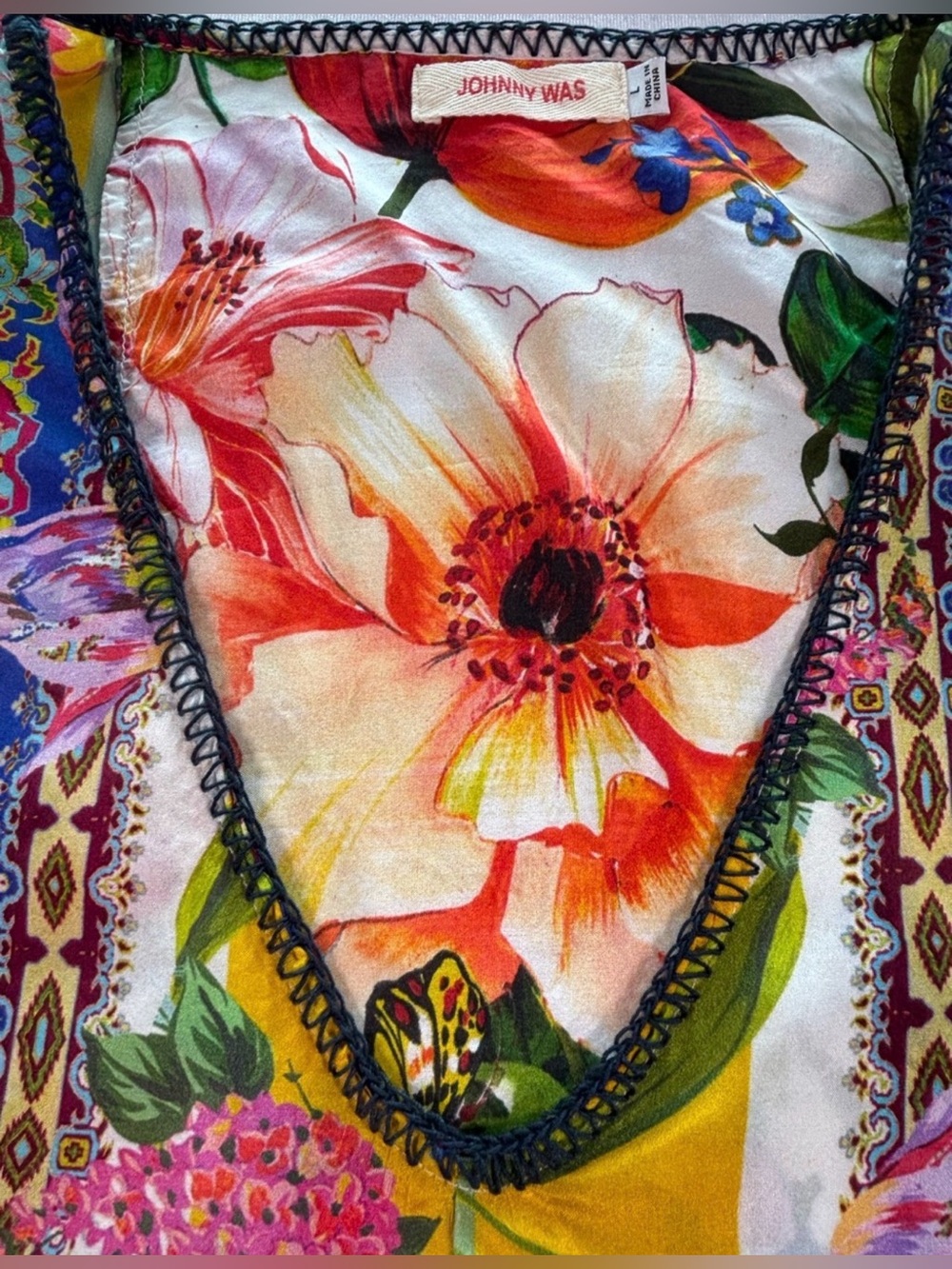 Johnny Was Sorbet Floral Print 100% Silk V-Neck Blouse - Boho
Tassel - Picture 9 of 11